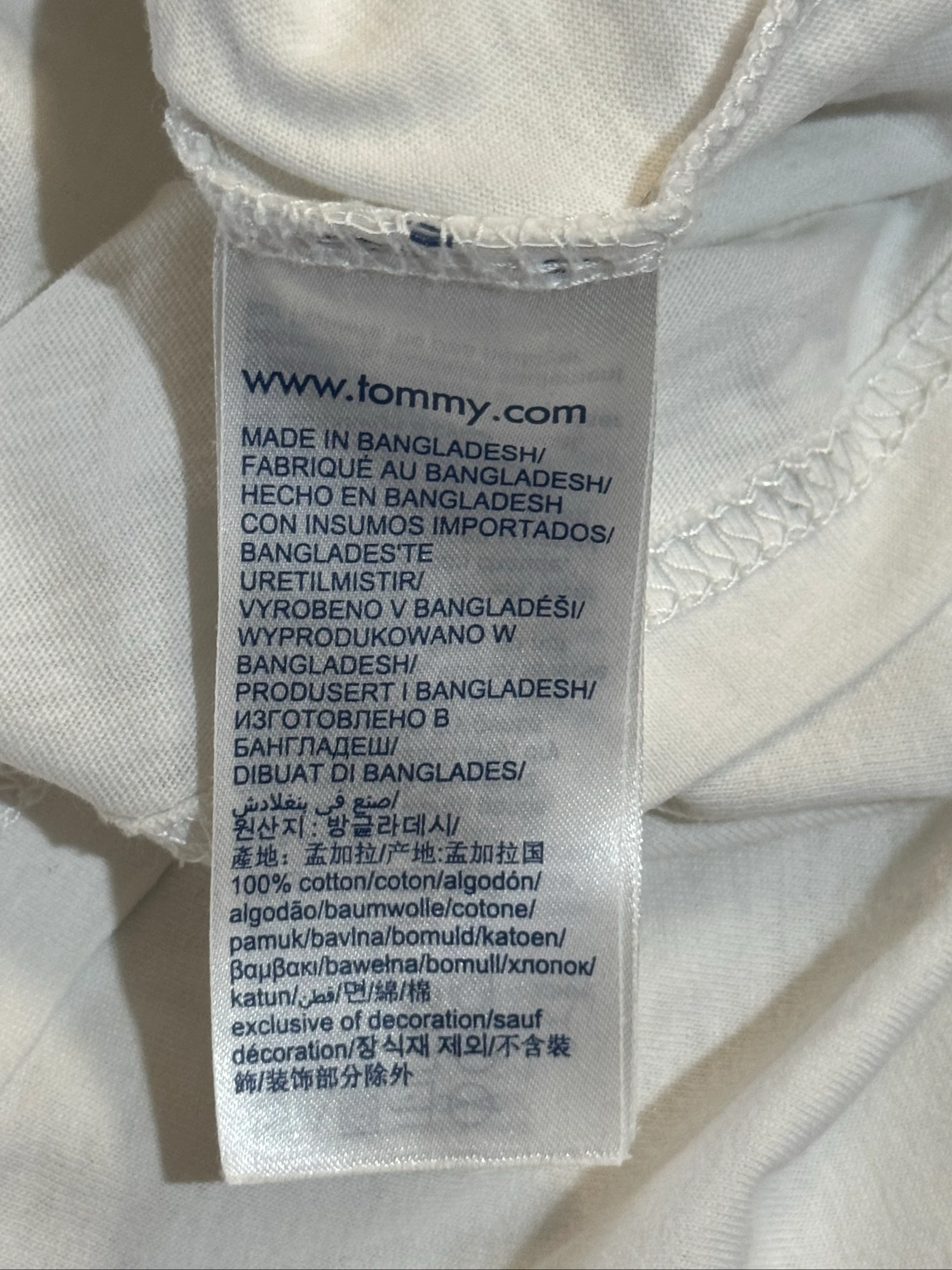 T-shirt Tommy Jeans blanc avec logo sur le devant – photo 6